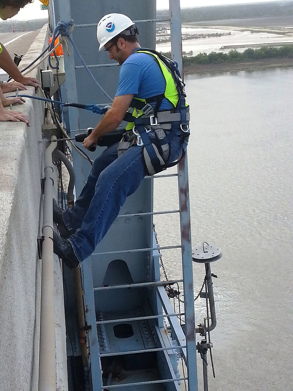 Harness_-_01.jpg